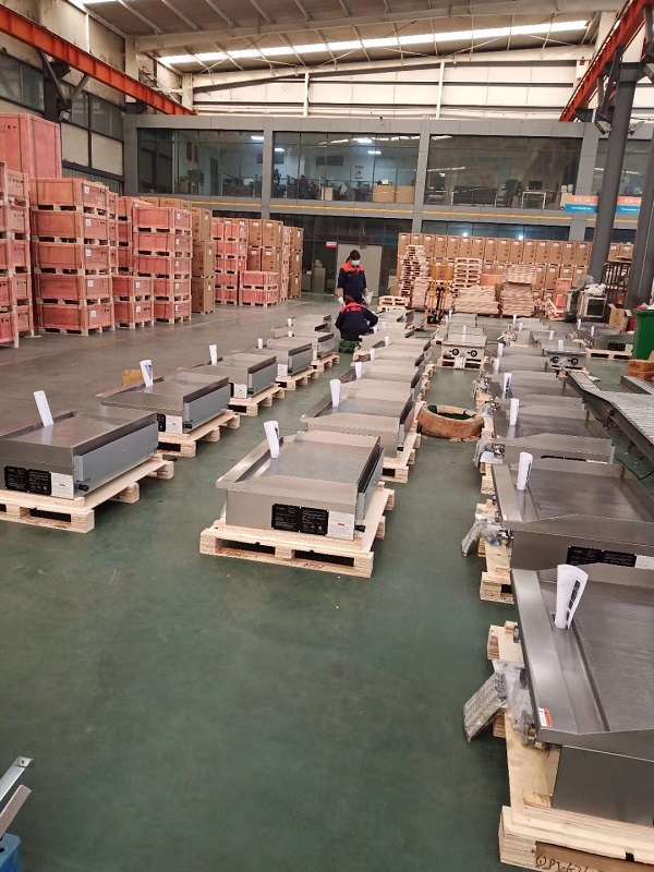 36 Inch 3 Burners Commercial G - Heavy Equipment In Kitchen のレビューと価格